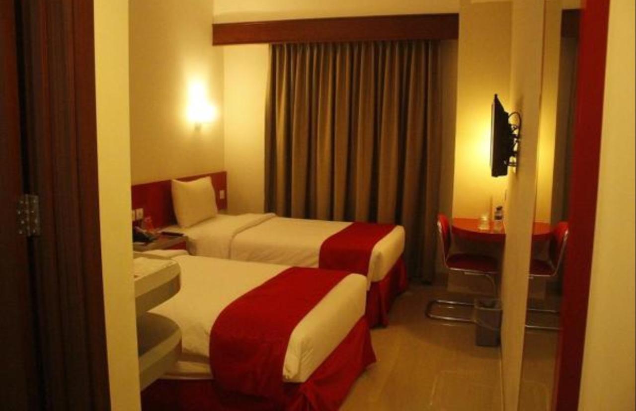 Brothers Inn Sukoharjo Εξωτερικό φωτογραφία