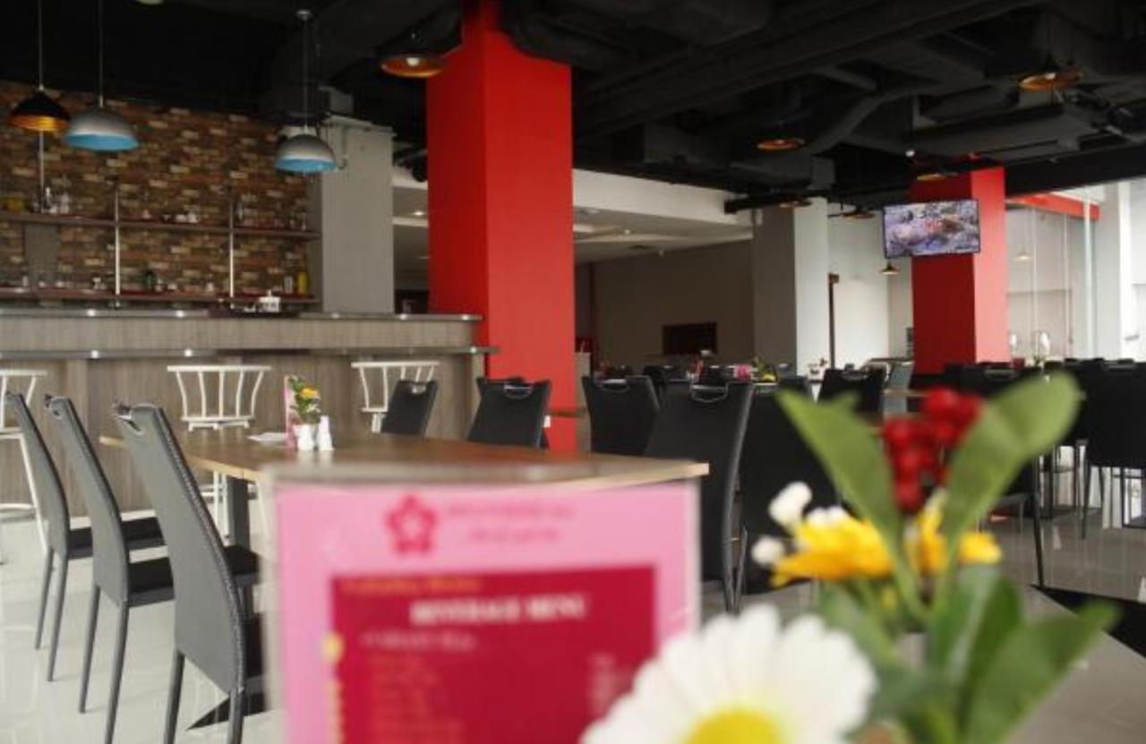 Brothers Inn Sukoharjo Εξωτερικό φωτογραφία