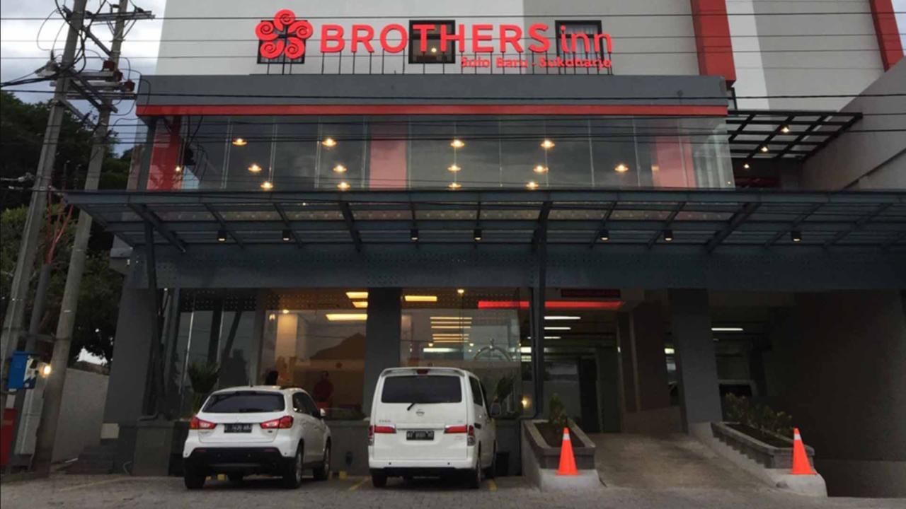 Brothers Inn Sukoharjo Εξωτερικό φωτογραφία