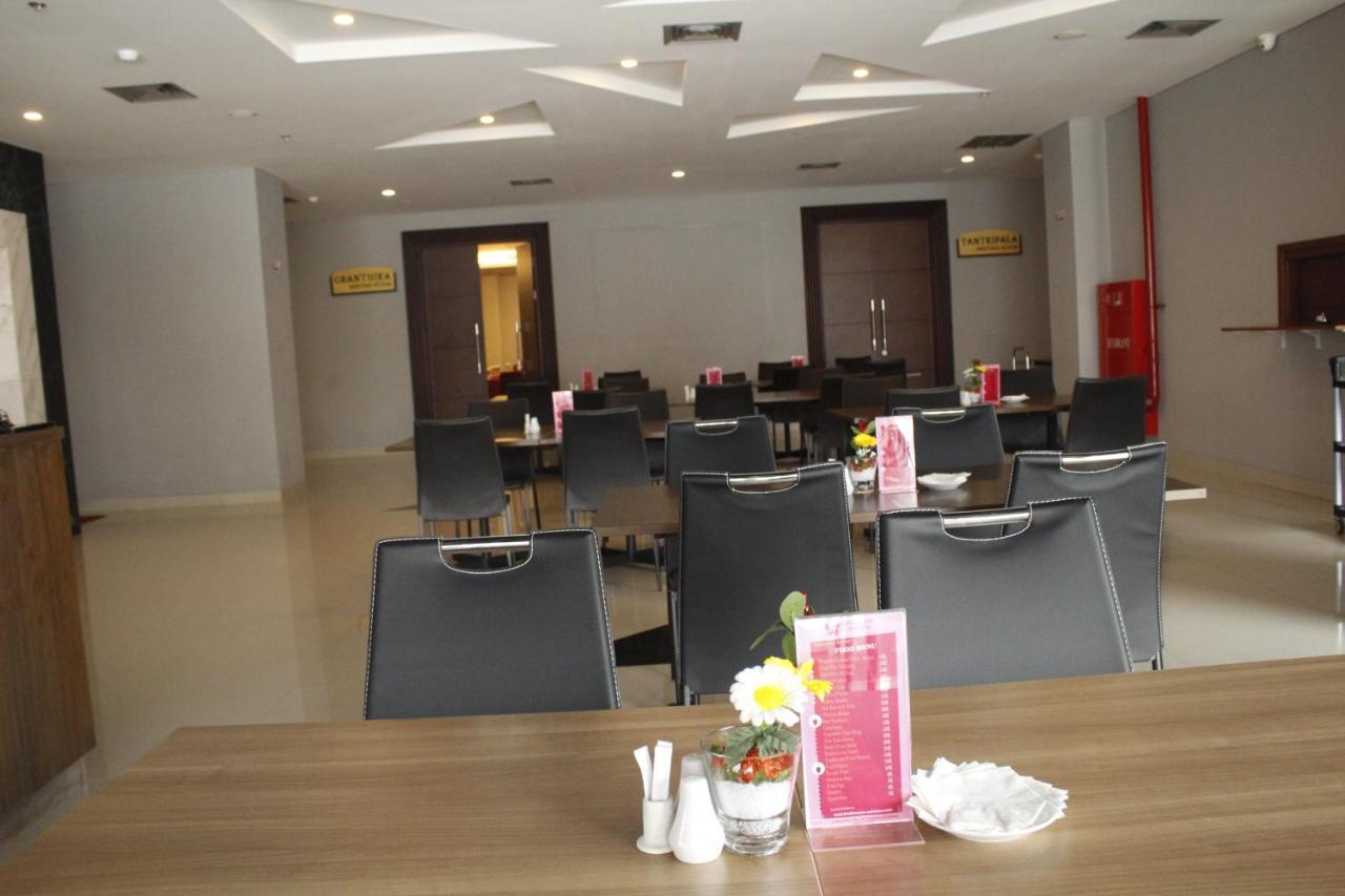 Brothers Inn Sukoharjo Εξωτερικό φωτογραφία